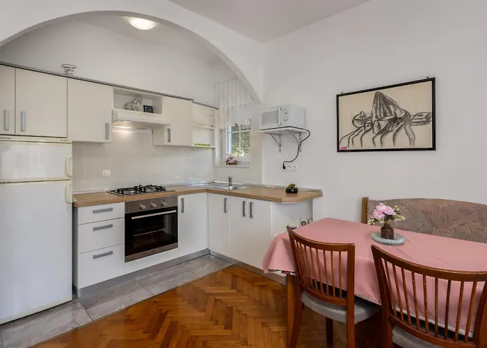 Stunning In Apartman Novi Vinodolski