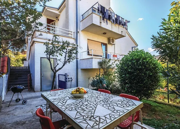 Stunning In Apartman Novi Vinodolski